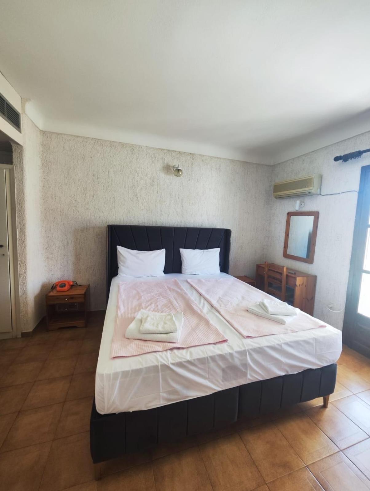 Hotel Ireon Beach Samos Town Eksteriør billede