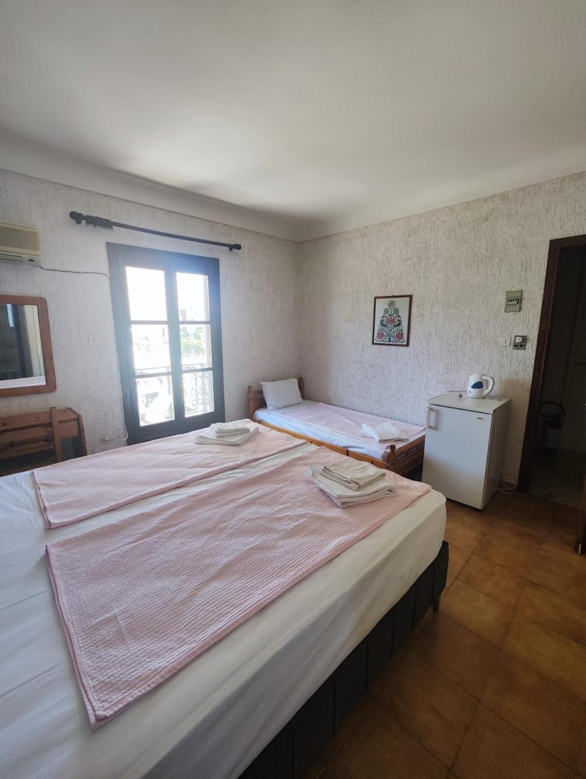 Hotel Ireon Beach Samos Town Eksteriør billede