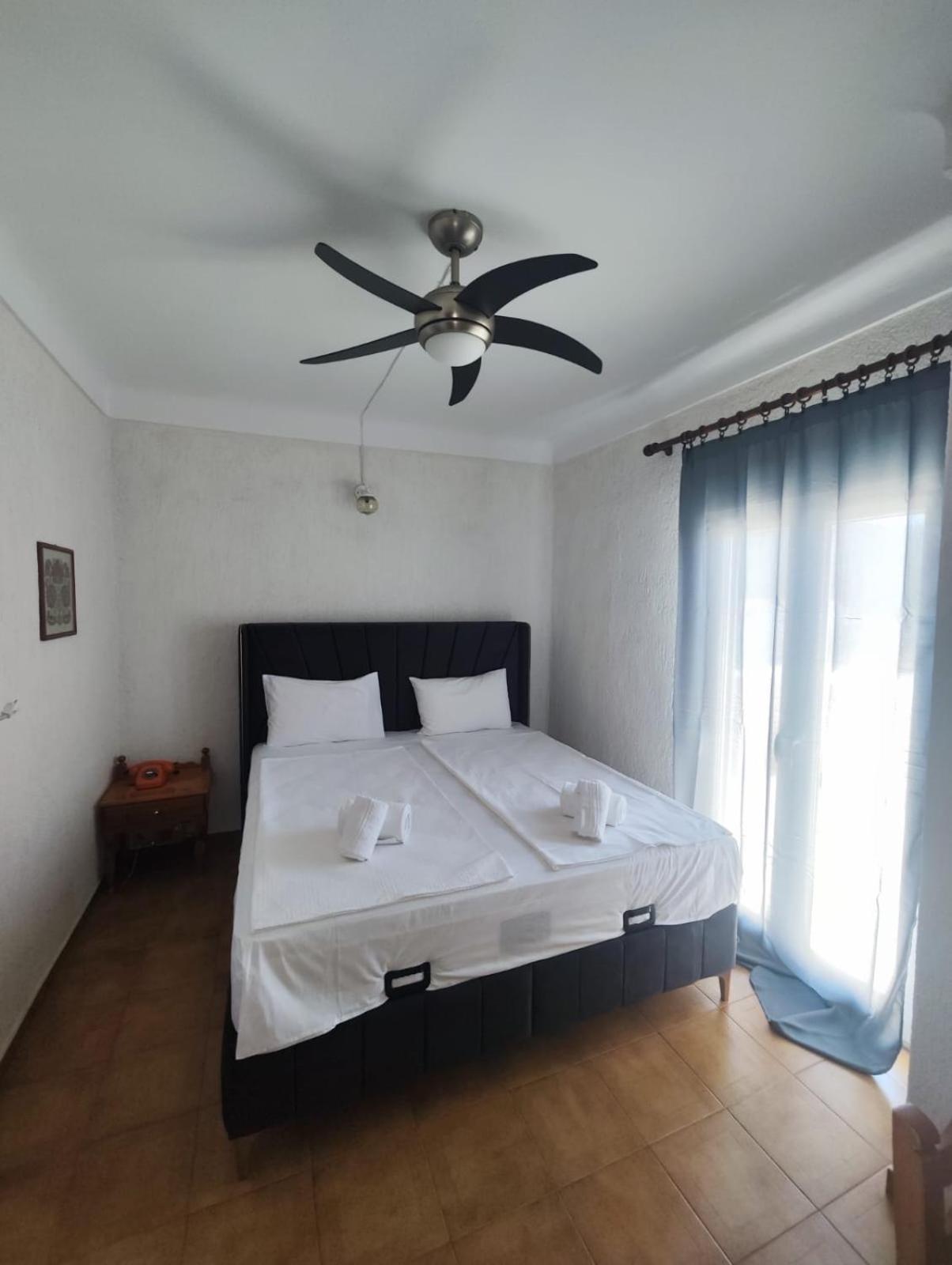 Hotel Ireon Beach Samos Town Eksteriør billede