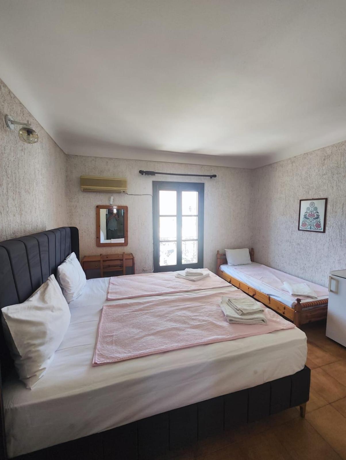 Hotel Ireon Beach Samos Town Eksteriør billede